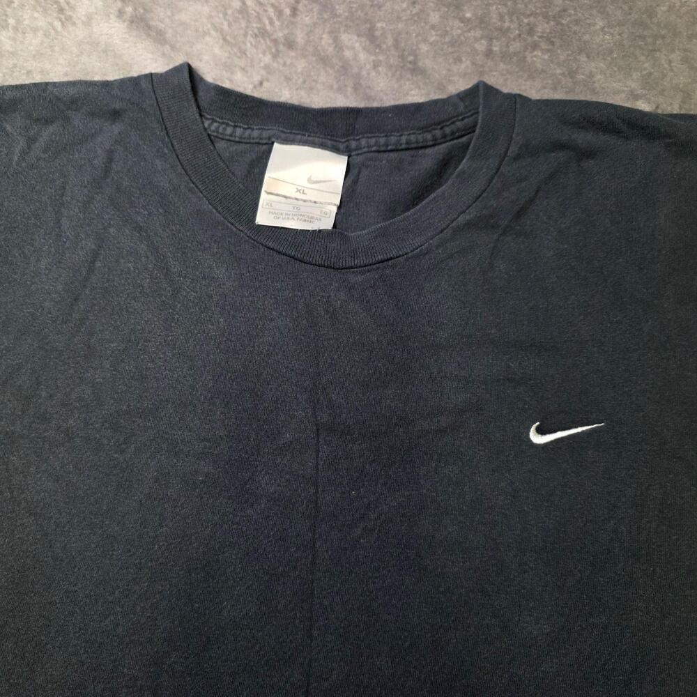 Vintage Nike Shirt Mens XL Black Embroidered Swoosh Logo Crewneck Tee Sports